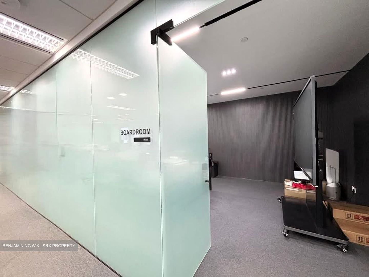 United Square (D11), Office #543687821